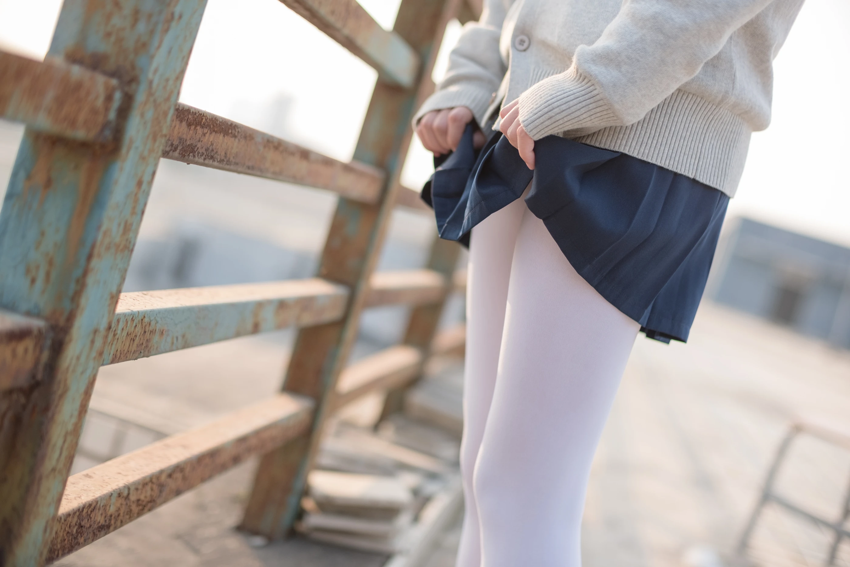 森萝财团 [SSR-004] JK白丝足控 [98P]插图9